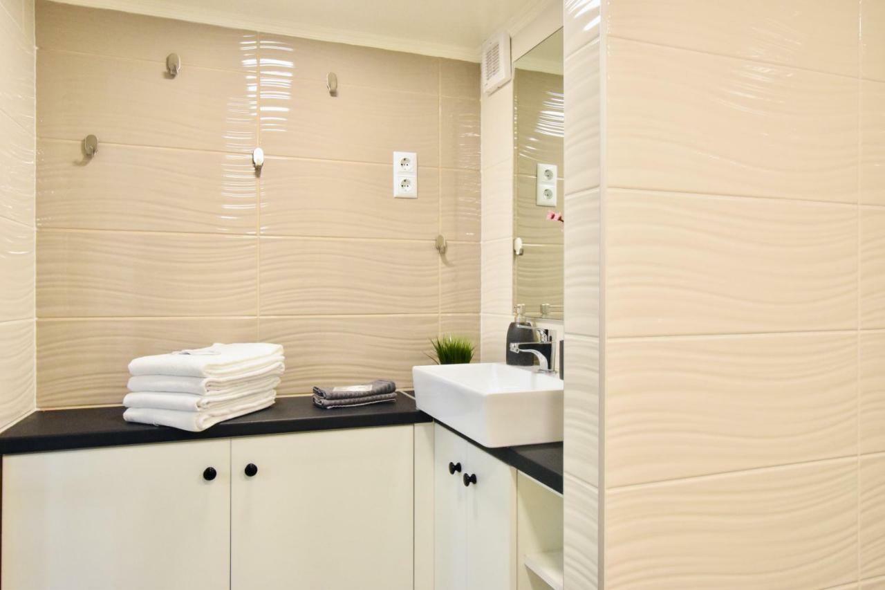 Standard Apartment by Hi5 - Akácfa 59 Budapest Esterno foto