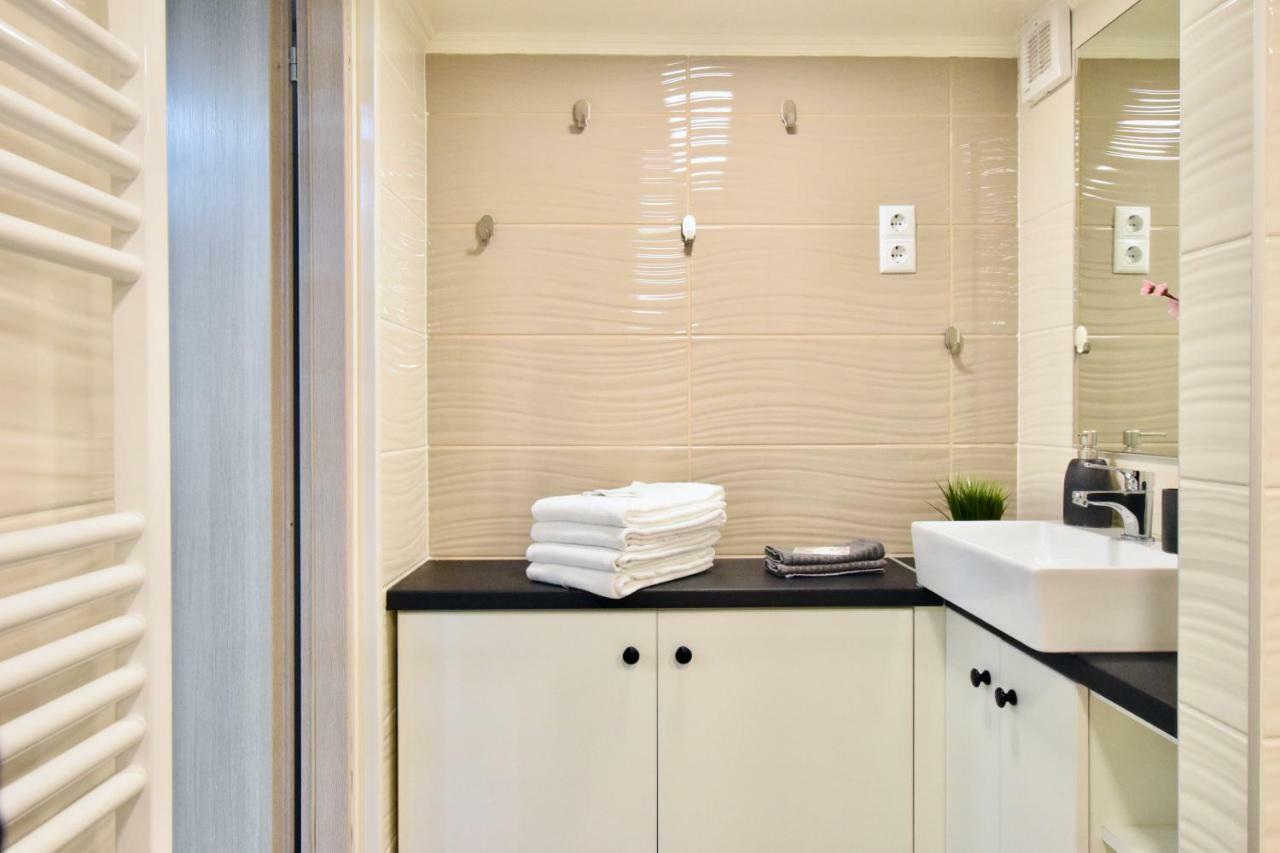 Standard Apartment by Hi5 - Akácfa 59 Budapest Esterno foto